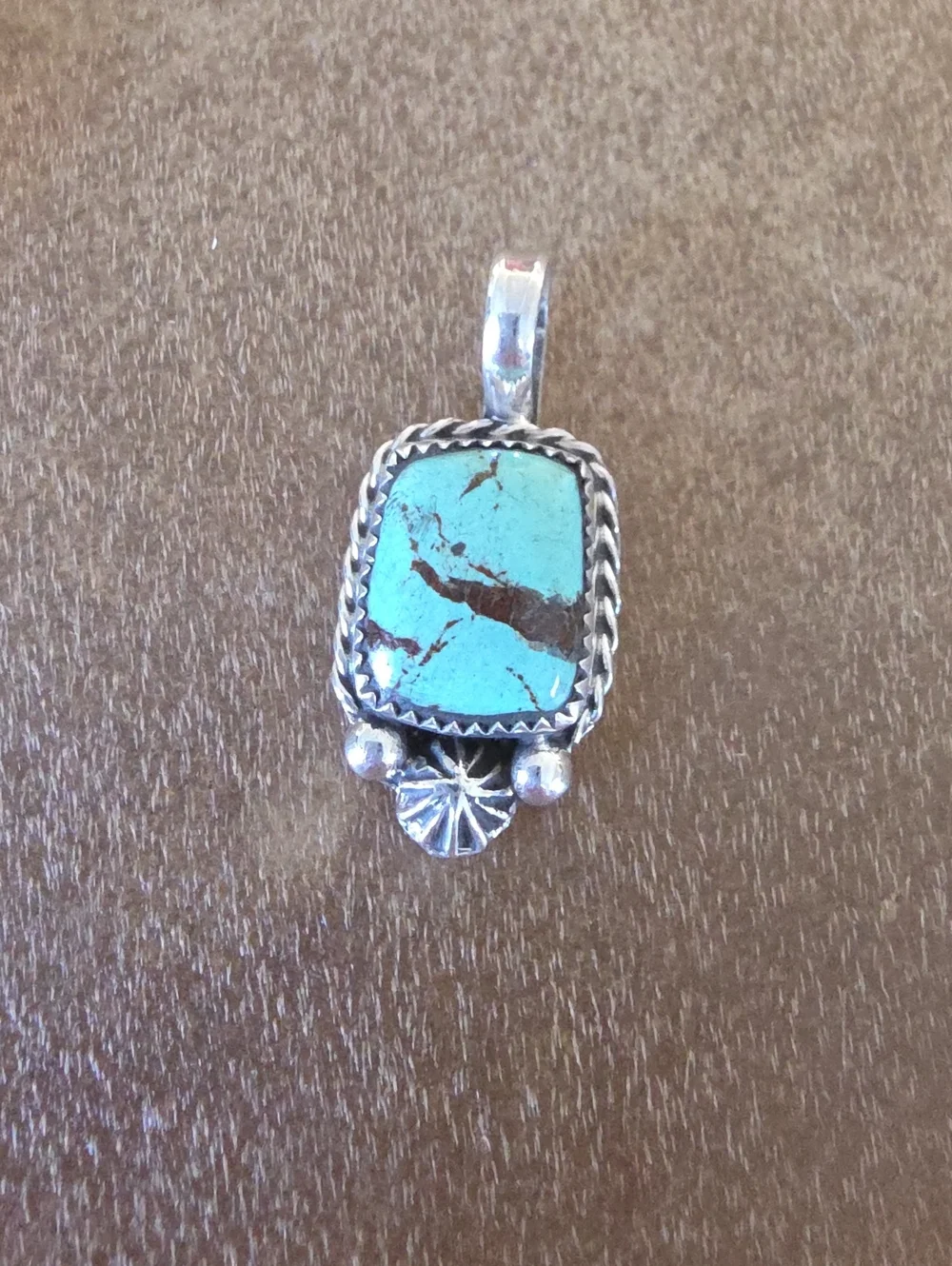 Gorgeous NWOT Native American Navajo Mine #8 Turquoise Pendant 🩵🎁🤎